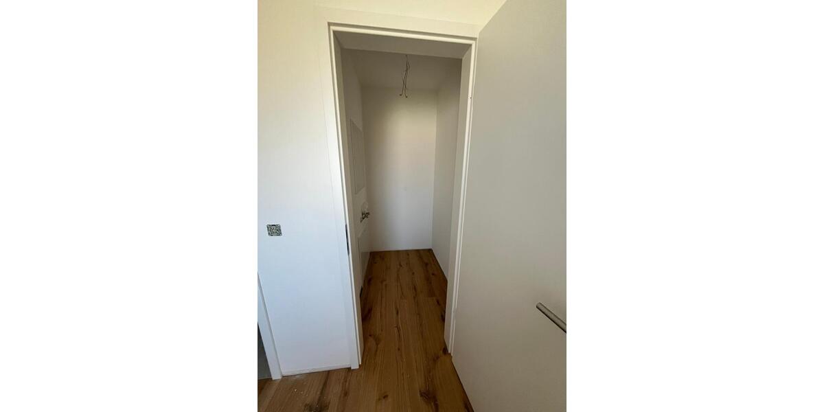 Etagenwohnung Münster Gievenbeck - 2 Zimmer, 77 m&sup2;, 1.900&euro; | Angebot:26350476