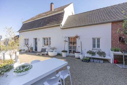 Haus Nordwalde - 7 Zimmer, 280 m&sup2;, 695.000&euro; | Angebot:25905835