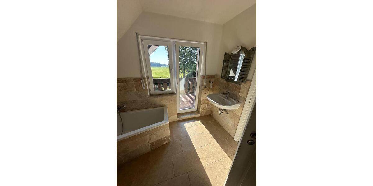 Dachgeschoßwohnung Nordwalde - 6 Zimmer, 150 m&sup2;, 1.350&euro; | Angebot:25216811