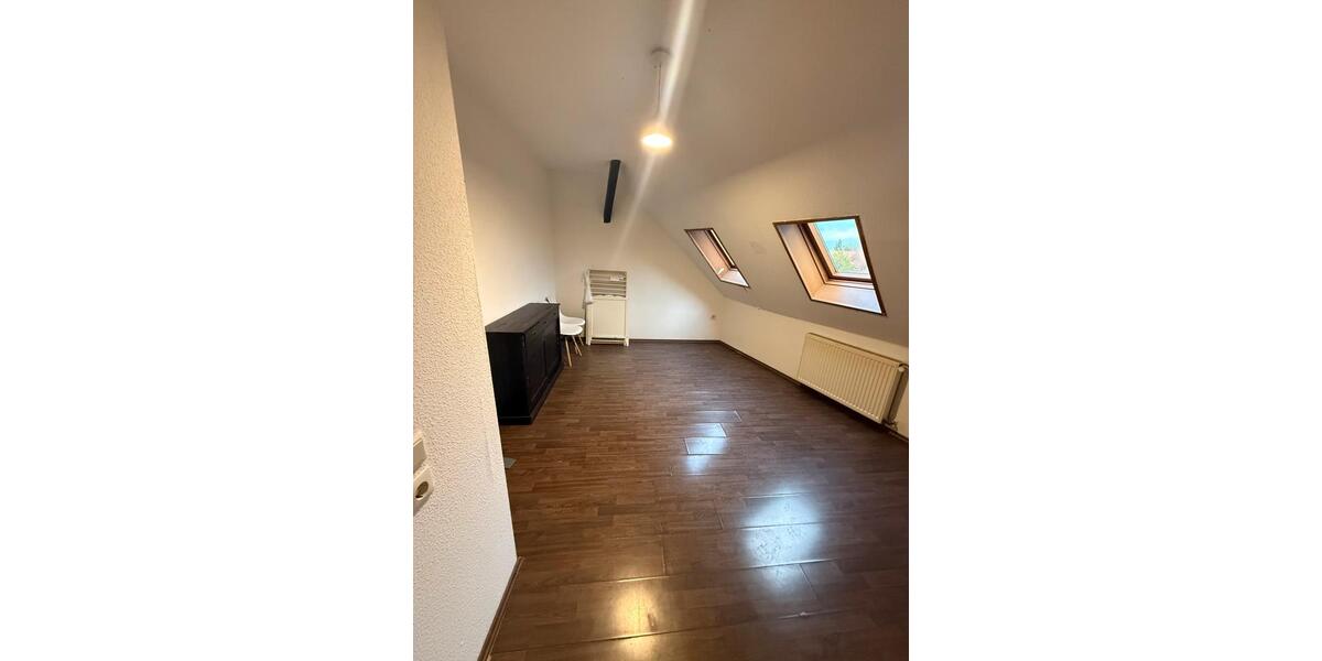 Dachgeschoßwohnung Ahlen - 3 Zimmer, 70 m&sup2;, 500&euro; | Angebot:26592523