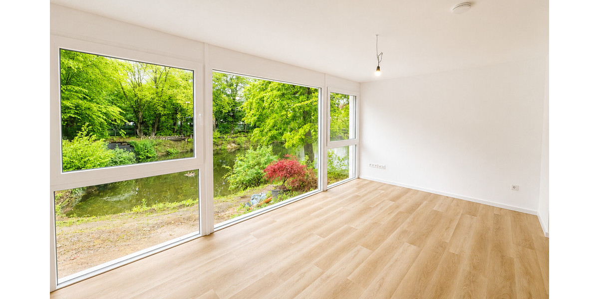 Exklusive kernsanierte Loftwohnung im Erstbezug mit Privatteich & Panorama-Glasfront - Erdgeschoßwohnung Münster / Albachten Albachten | Angebot:26621543
