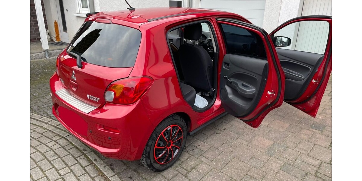 Mitsubishi Space Star 82.300 km 5.900 &euro; Ahlen 59227