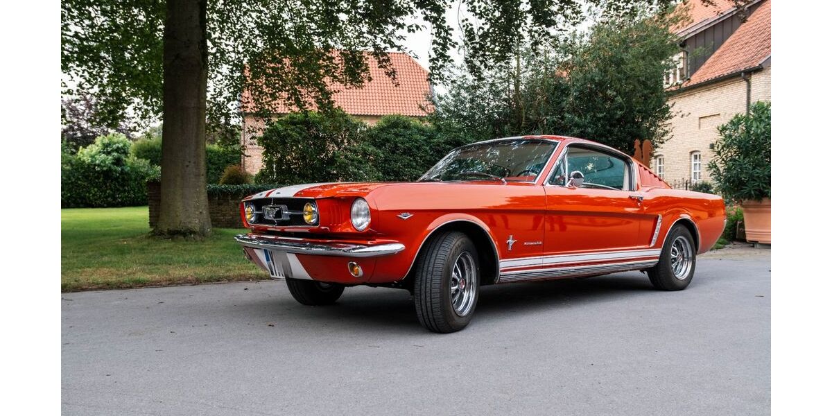 Ford Mustang 100.000 km 62.900 &euro; Münster 48167