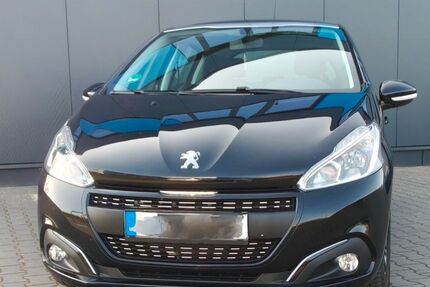 Peugeot 208 5.090 km 8.800 &euro; Münster 48167