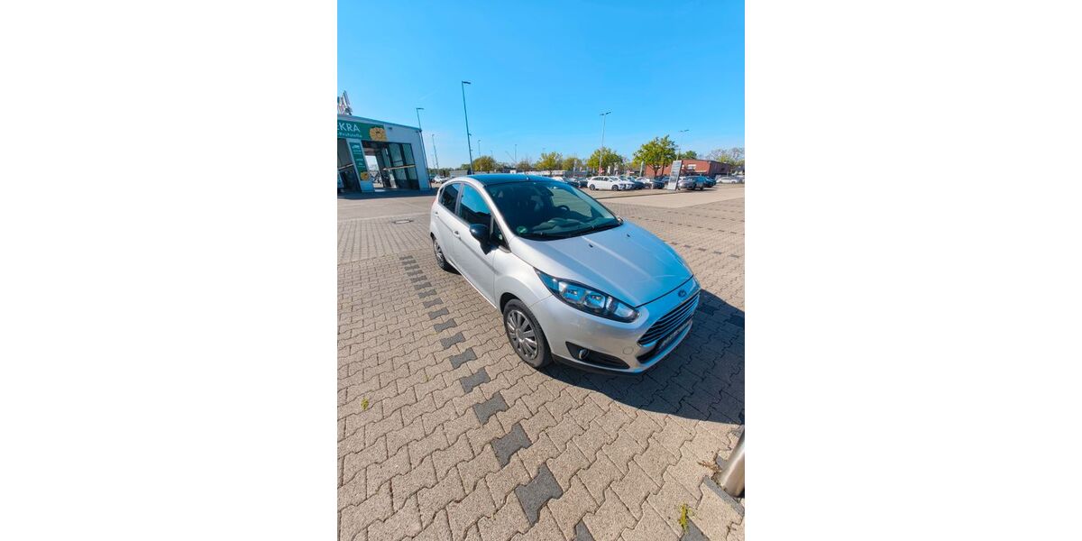 Ford Fiesta 104.000 km 4.300 &euro; Dülmen 48249