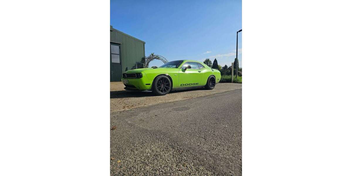 Dodge Challenger 130.000 km 15.800 &euro; Münster 48159