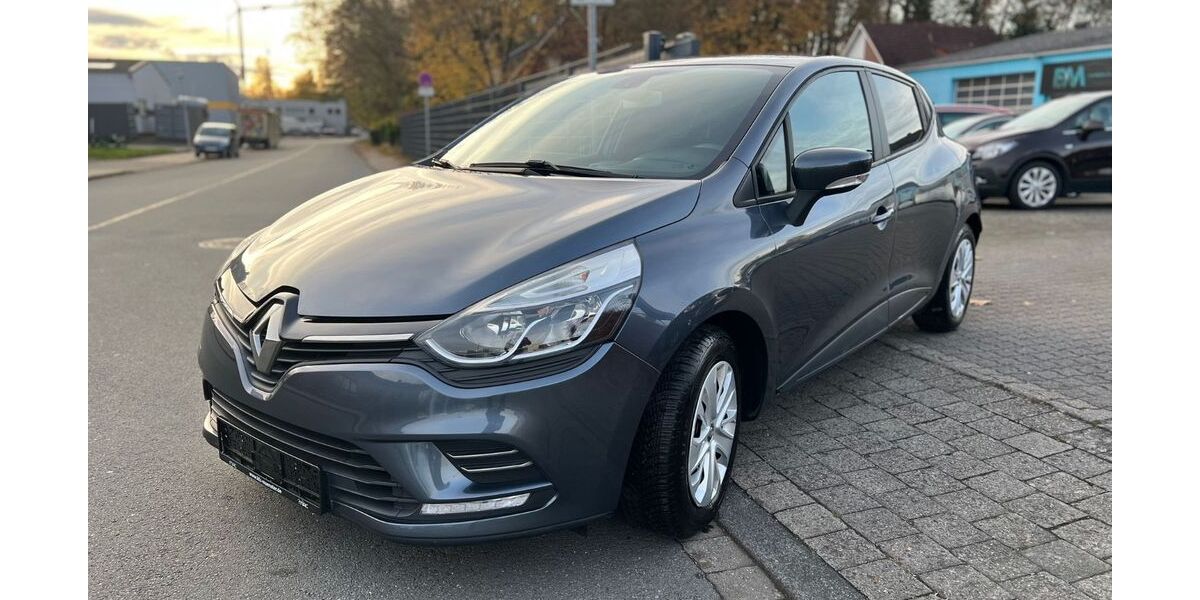 Renault Clio 82.000 km 6.900 &euro; Münster 48157