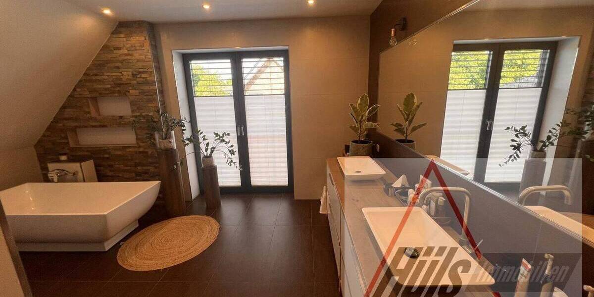 Mehrfamilienhaus, Wohnhaus Glandorf - 6 Zimmer, 217 m&sup2;, 595.000&euro; | Angebot:25743049