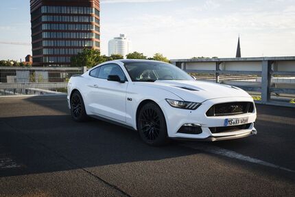 Ford Mustang 91.500 km 34.999 &euro; Münster 48153