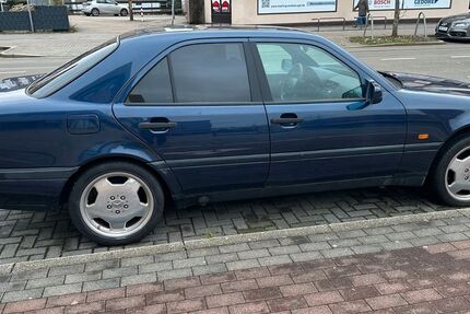 Mercedes-Benz C 280 165.000 km 7.999 &euro; Altenberge 48341