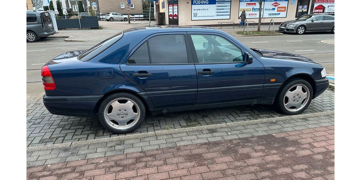 Mercedes-Benz C 280 165.000 km 7.999 &euro; Altenberge 48341