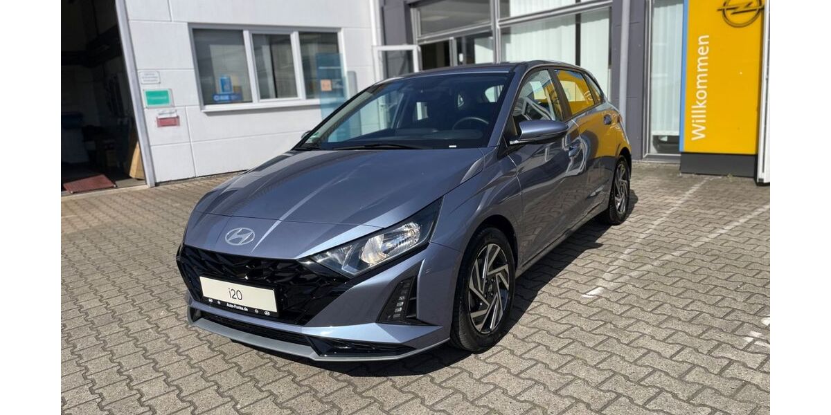 Hyundai i20 6.000 km 20.390 &euro; Ahlen 59229