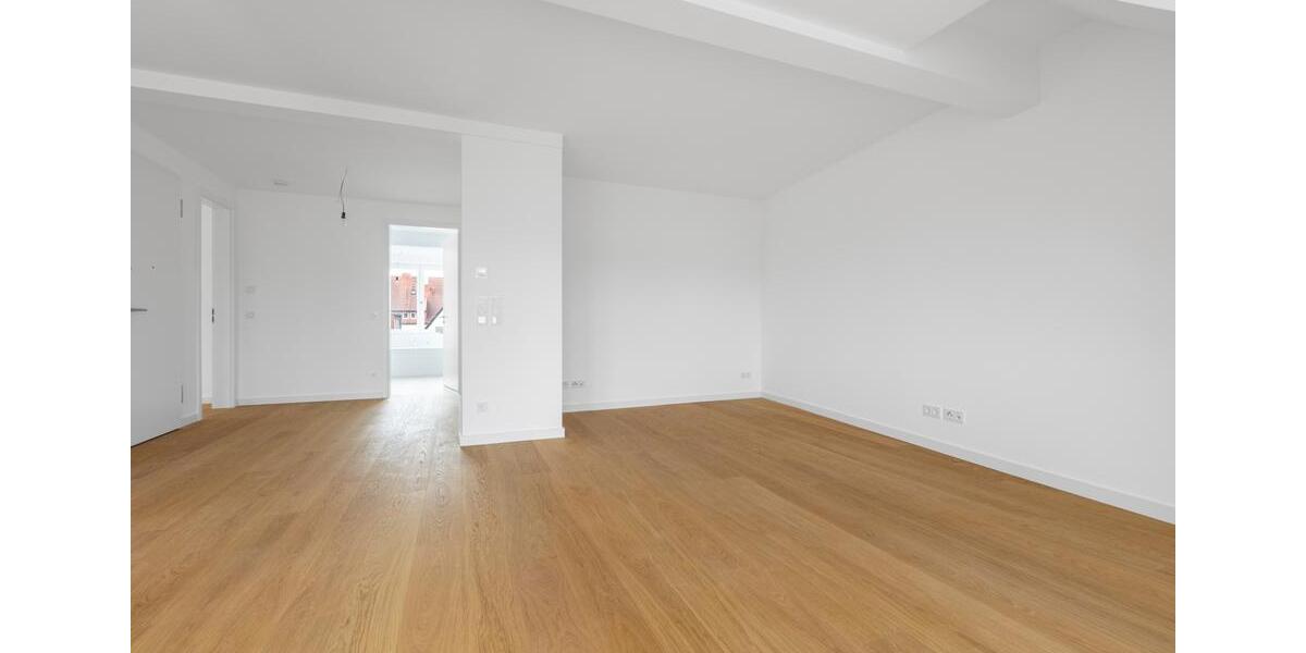 Dachgeschoßwohnung Münster Mitte-Nordost - 4 Zimmer, 137 m&sup2;, 2.800&euro; | Angebot:24397717