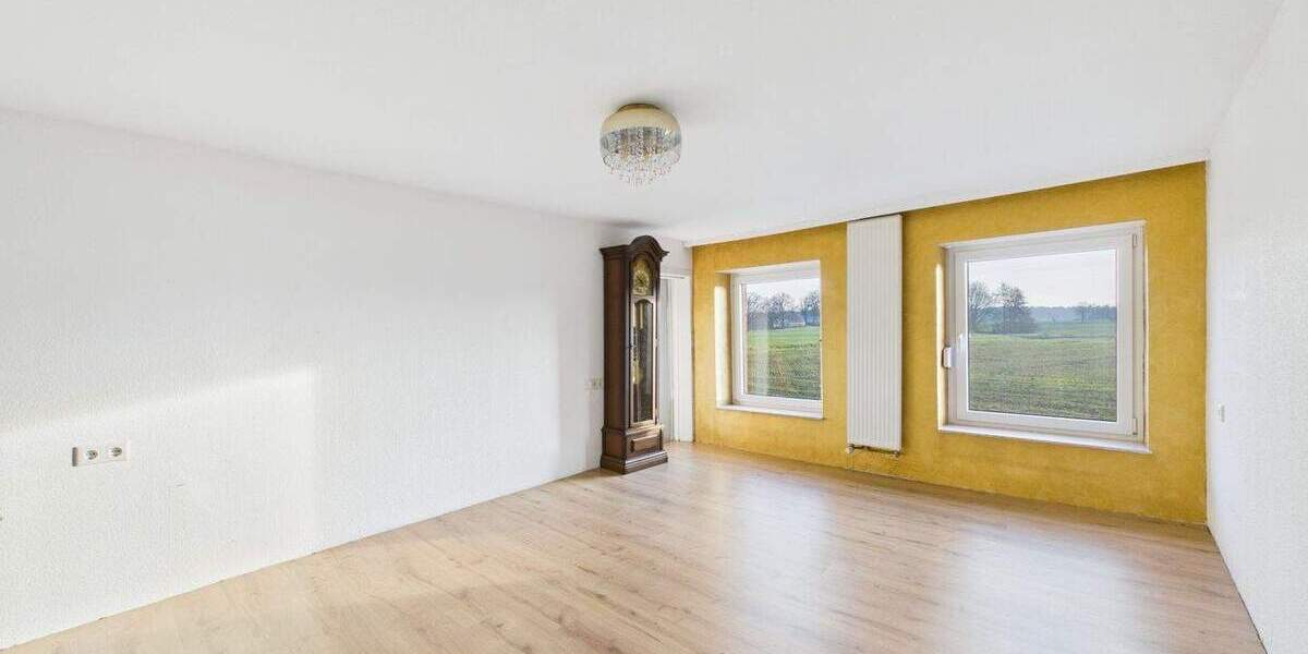 Mehrfamilienhaus, Wohnhaus Telgte Westbevern - 9 Zimmer, 325 m&sup2;, 470.000&euro; | Angebot:25777886