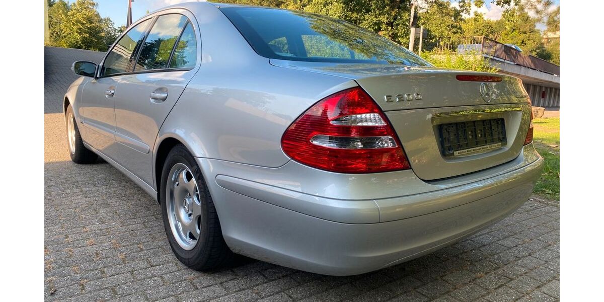 Mercedes-Benz E 200 80.000 km 8.290 &euro; Münster 48149