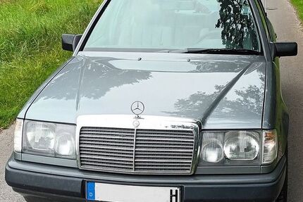 Mercedes-Benz 230 205.200 km 5.900 &euro; Sassenberg 48336