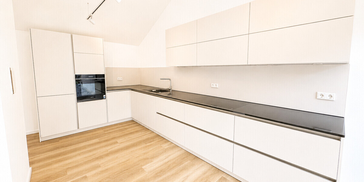 Exklusive kernsanierte Loftwohnung im Erstbezug mit Privatteich & Panorama-Glasfront - Erdgeschoßwohnung Münster / Albachten Albachten | Angebot:26621543