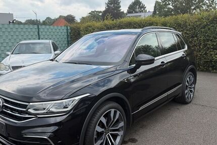 VW Tiguan 180.000 km 21.900 &euro; Warendorf 48231