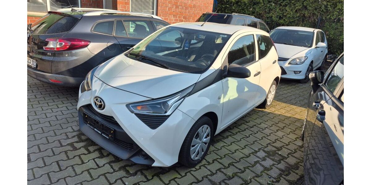 Toyota Aygo (X) 71.522 km 8.299 &euro; Senden 48308