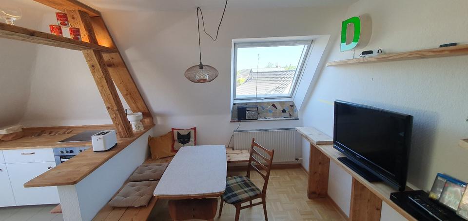 Dachgeschoßwohnung Münster Mitte-Süd - 1 Zimmer, 19 m&sup2;, 529&euro; | Angebot:25380048