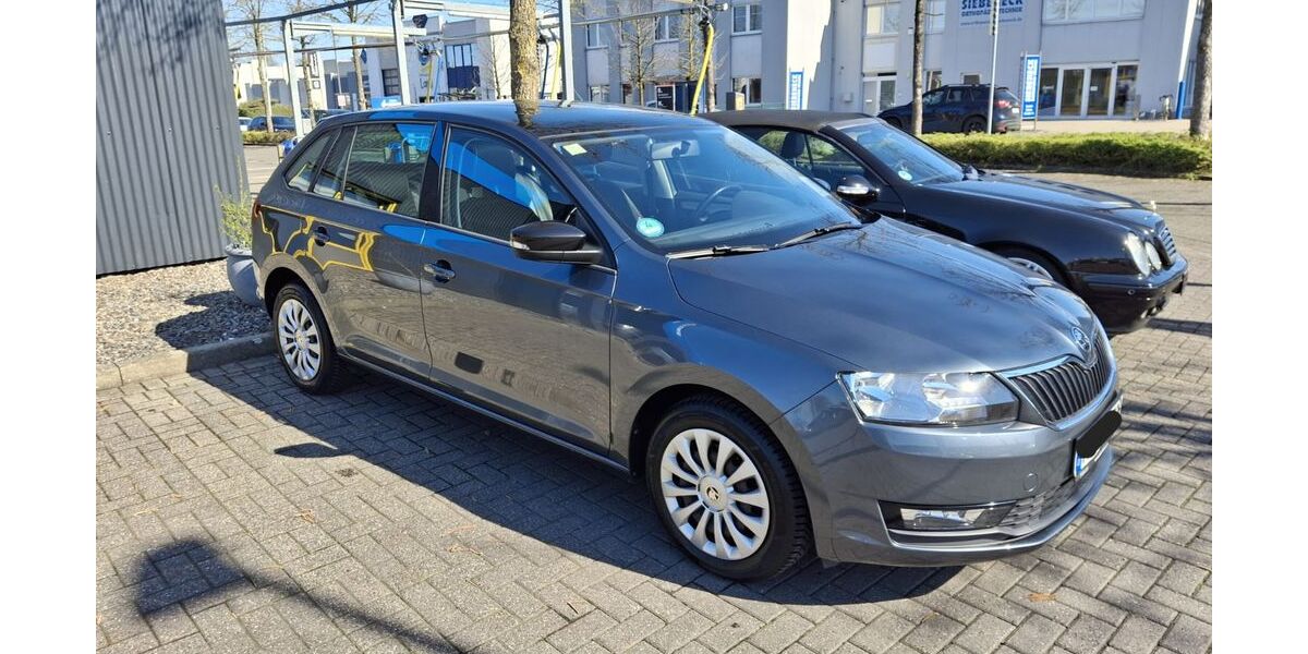 Skoda Rapid 124.300 km 8.400 &euro; Münster 48145