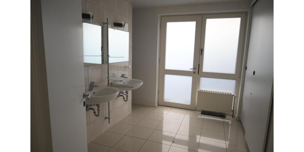 Etagenwohnung Münster Gievenbeck - 2 Zimmer, 100 m&sup2;, 1.100&euro; | Angebot:25126380