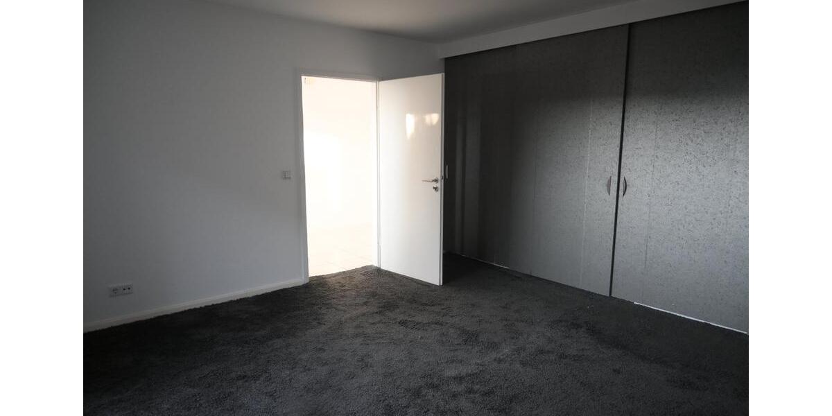 Gewerbeobjekt Münster Gievenbeck - 2 Zimmer, 100 m&sup2;, 1.100&euro; | Angebot:25105330