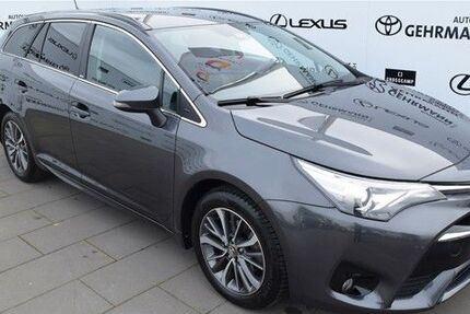 Toyota Avensis 77.100 km 17.990 &euro; Nottuln bei Münster 48301