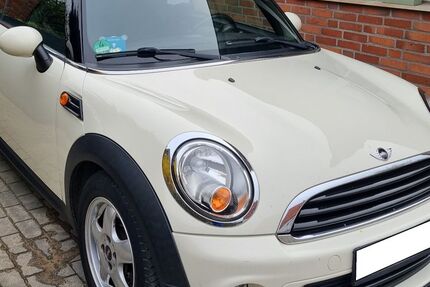 Mini One Cabrio 93.373 km 7.777 &euro; Rosendahl 48720