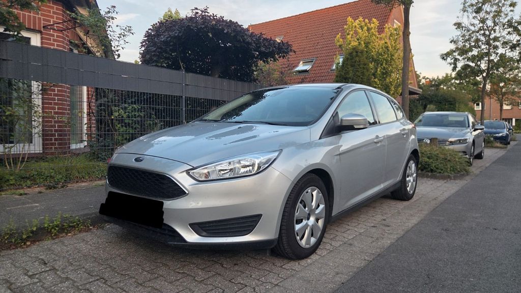 Ford Focus 98.212 km 5.850 &euro; Münster 48145