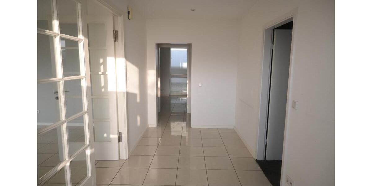 Gewerbeobjekt Münster Gievenbeck - 2 Zimmer, 100 m&sup2;, 1.100&euro; | Angebot:25105330