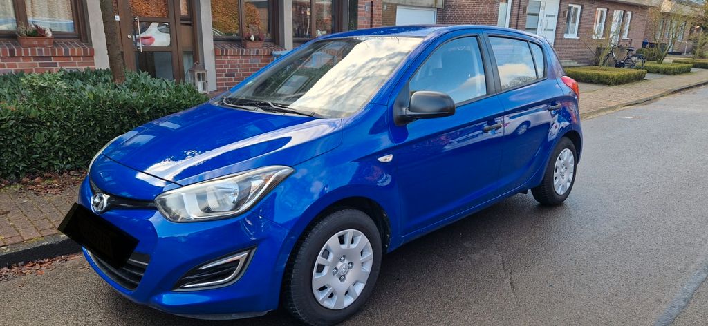 Hyundai i20 112.338 km 3.200 &euro; Münster 48157