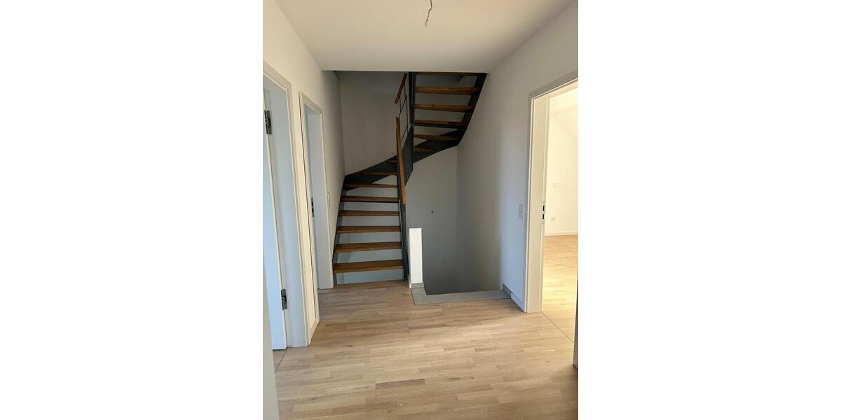 Etagenwohnung Münster Münster-Südost - 5 Zimmer, 176 m&sup2;, 2.670&euro; | Angebot:25570040