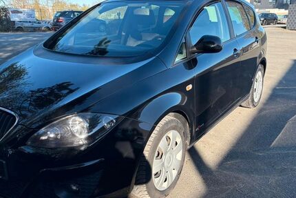 Seat Altea 104.857 km 5.299 &euro; Nottuln 48301