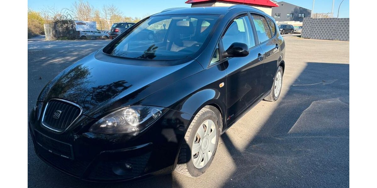 Seat Altea 104.857 km 5.299 &euro; Nottuln 48301