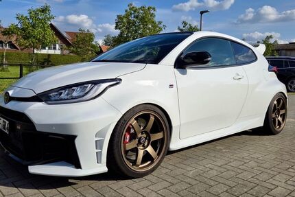 Toyota Yaris 9.800 km 47.990 &euro; Greven 48268