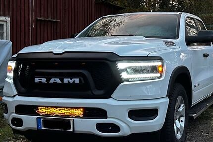 Dodge RAM 126.000 km 32.500 &euro; Ladbergen 49549