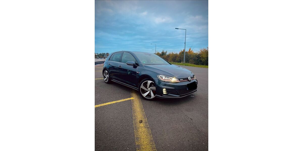 VW Golf 95.000 km 19.990 &euro; Lüdinghausen 59348