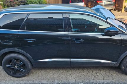 Peugeot 5008 108.149 km 16.450 &euro; Emsdetten 48282