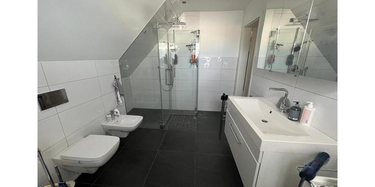 Dachgeschoßwohnung Münster Münster-Südost - 3 Zimmer, 125 m&sup2;, 1.600&euro; | Angebot:26521882
