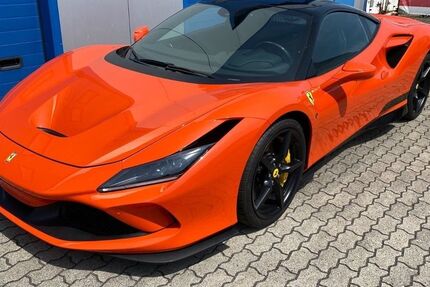 Ferrari F8 12.500 km 318.888 &euro; Greven 48268