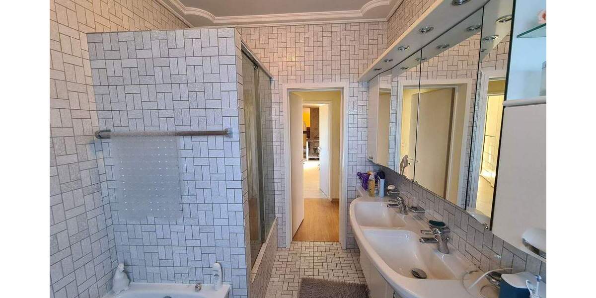 Einfamilienhaus Ahlen Innenstadt - 7 Zimmer, 270 m&sup2;, 559.000&euro; | Angebot:25693139