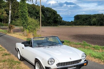 Fiat 124 Spider 141.000 km 16.999 &euro; Senden 48308