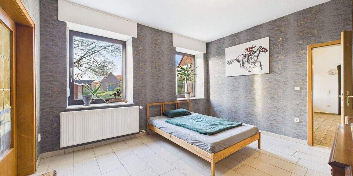 Mehrfamilienhaus, Wohnhaus Telgte Westbevern - 9 Zimmer, 325 m&sup2;, 470.000&euro; | Angebot:25777886