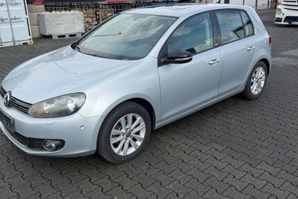 VW Golf 89.545 km 7.999 &euro; Lüdinghausen 59348