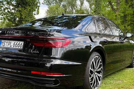 Audi A8 109.000 km 54.400 &euro; Münster 48147