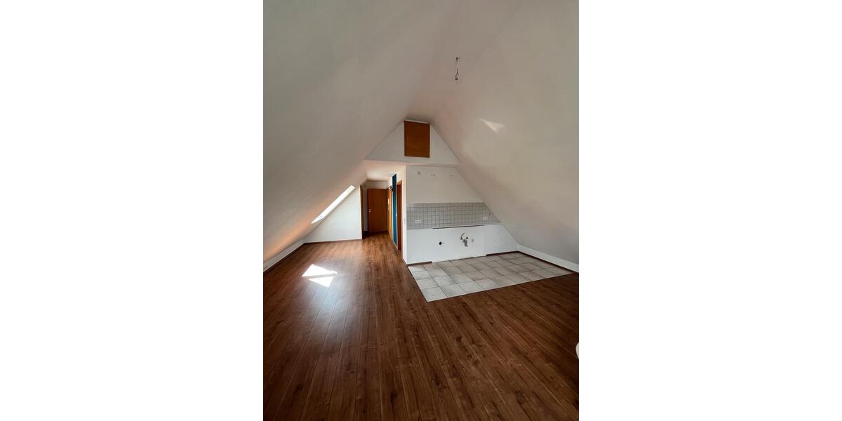 Dachgeschoßwohnung Everswinkel - 1 Zimmer, 30 m&sup2;, 350&euro; | Angebot:26615556