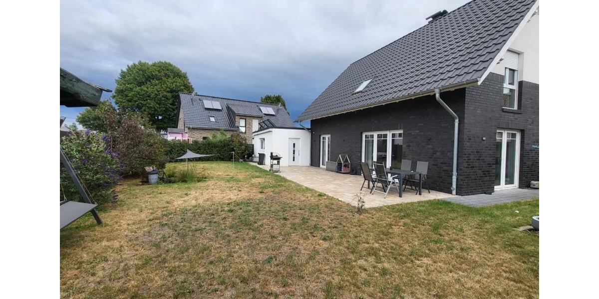 Einfamilienhaus Sassenberg - 4 Zimmer, 134 m&sup2;, 1.800&euro; | Angebot:25967728