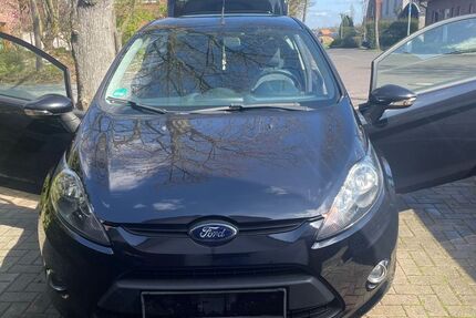 Ford Fiesta 178.000 km 2.300 &euro; Warendorf 48231