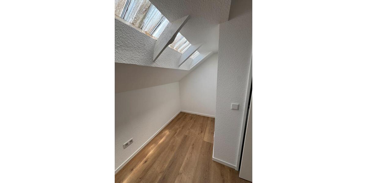 Dachgeschoßwohnung Münster Berg Fidel - 2 Zimmer, 74 m&sup2;, 1.000&euro; | Angebot:26613525